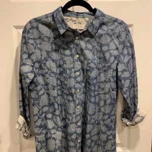 Long sleeve floral button down shirt